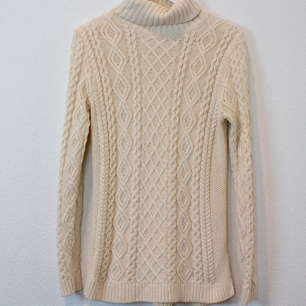 Lands' End Cable Knit Sweater Cream Size XS 2/4